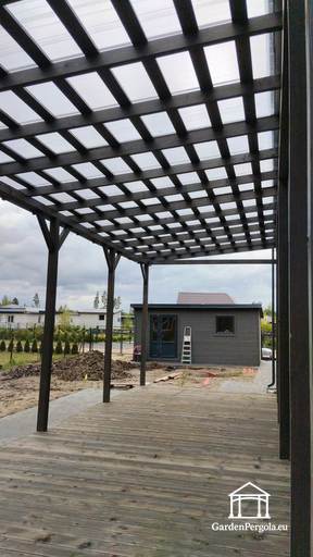 Pergola 3x10m med tak av polykarbonat