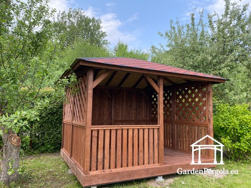 3x3,5 m Brun Träpaviljong — Mysig Trädgårdspaviljong med Golv, Stängd Bakvägg och Dekorativa Galler Sidor - garden gazebo pergola