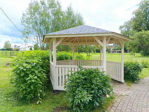Sexsidig träpaviljong — mysig trädgårdspaviljong med golv och täckt tak - garden gazebo pergola